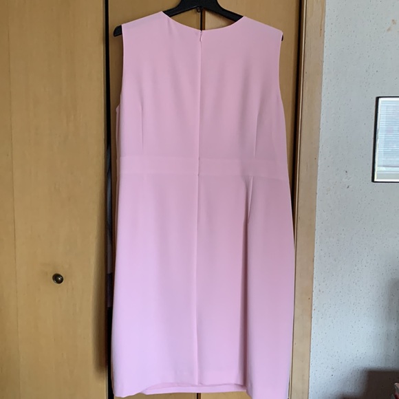 Classic Kasper 2pc Pink Dress Suit - Picture 4 of 9